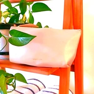 Burberry pouch! SO CUTE!